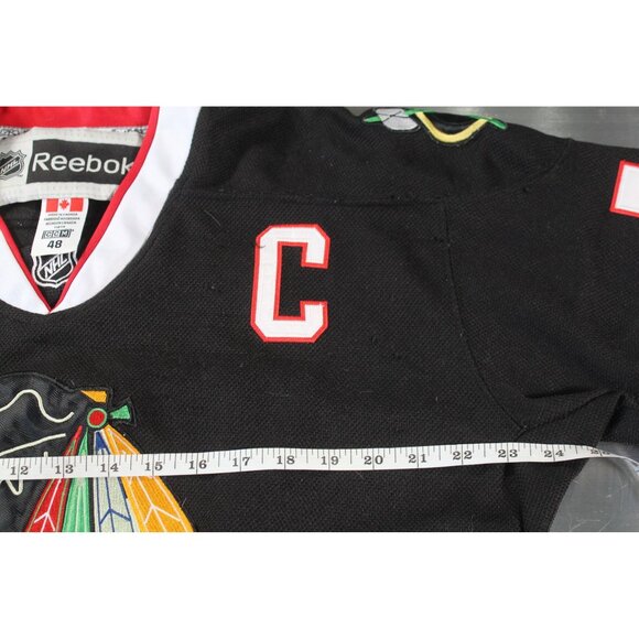 Reebok CCM Jersey Chicago Blackhawks Jonathan Toews #19 Size 48 Black PO16 - Picture 4 of 9